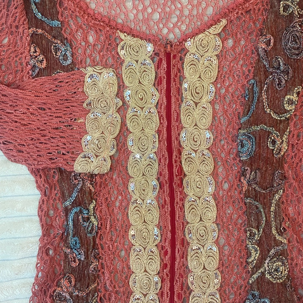 ONE OF A KIND VINTAGE Y2K CROCHET CARDIGAN WITH AMAZING DETAILING!! - Picture 4 of 4